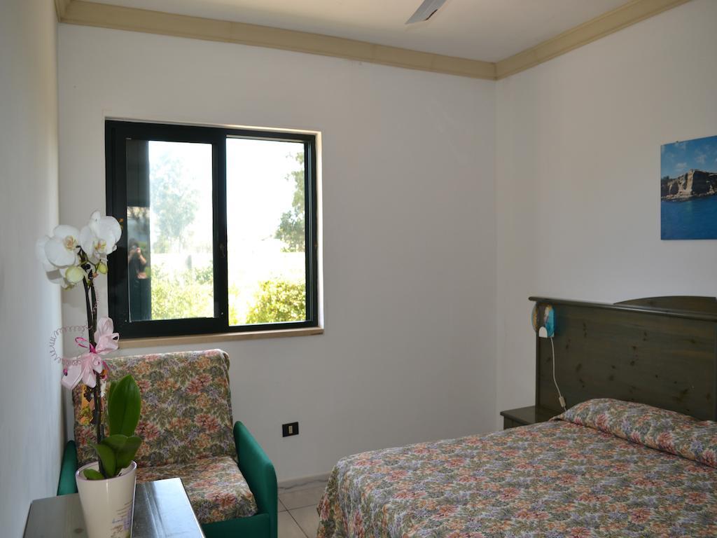 Resort La Brunese Torre dell'Orso Oda fotoğraf